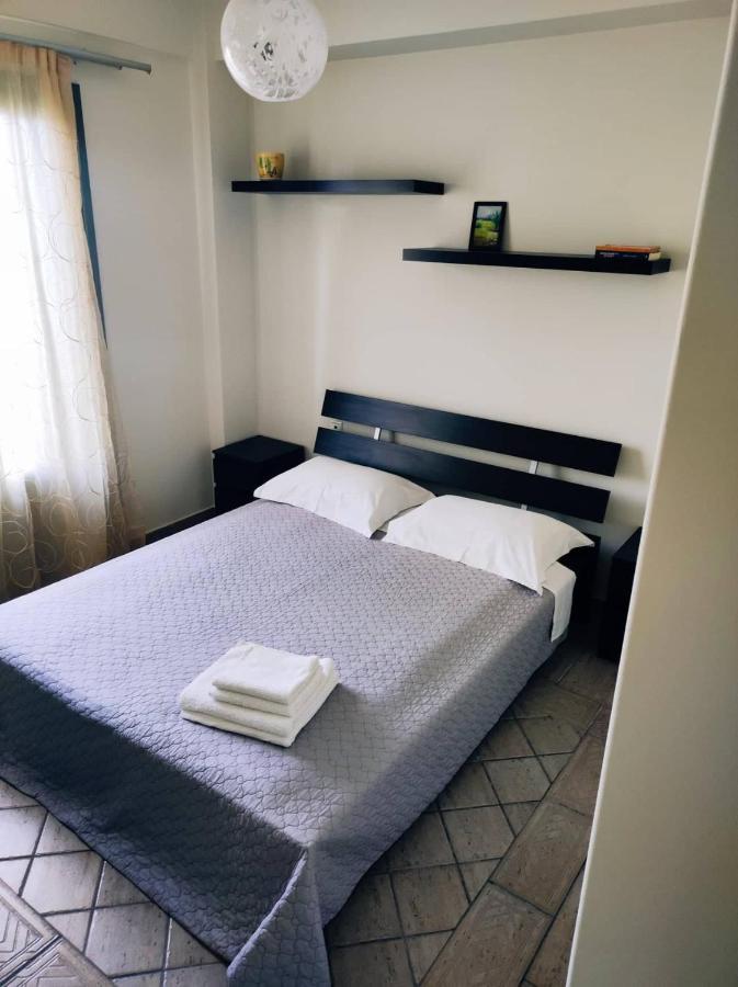 3Bd Apartment In The Center - Self Check In Patras Exterior photo