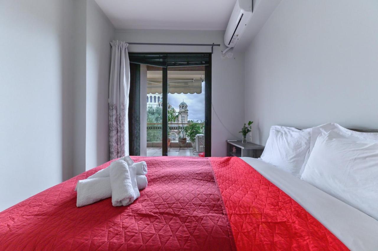3Bd Apartment In The Center - Self Check In Patras Exterior photo